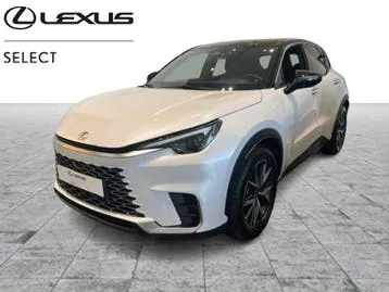 Lexus Lbx