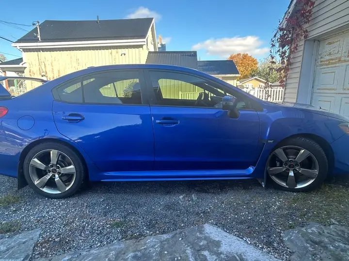 Subaru Impreza Wrx Sti 2016 photo 3