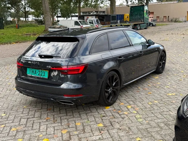 Audi A4 Avant 2019 photo 3