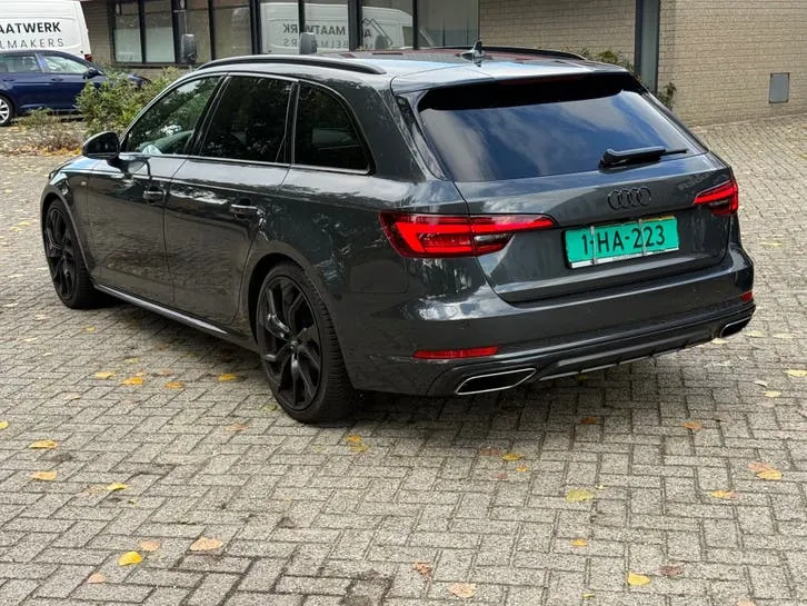 Audi A4 Avant 2019 photo 2