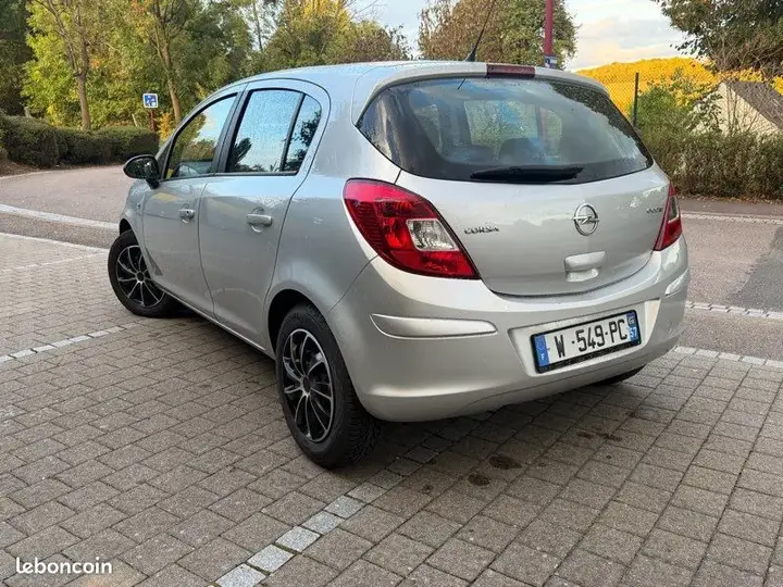 Opel Corsa 2015 photo 3