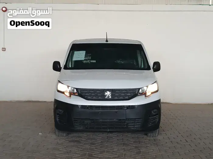 Peugeot Partner 2024 photo 2
