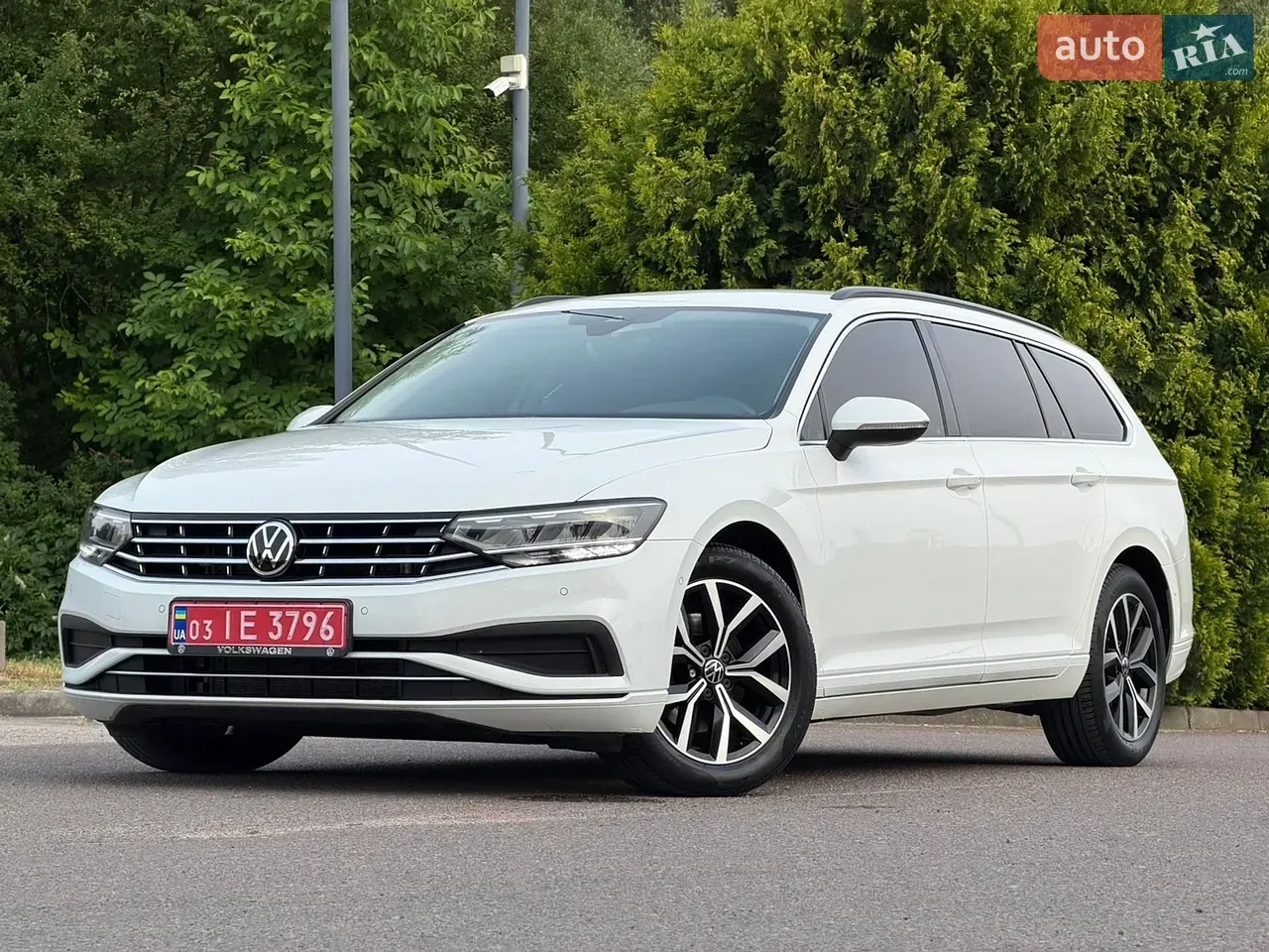 Volkswagen Passat 2021 photo 4