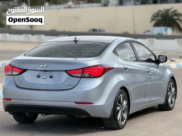 Hyundai Avante 2016 photo 2