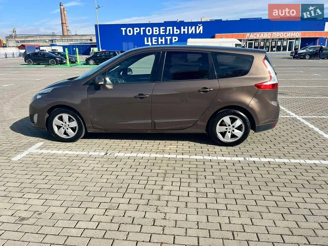 Renault Grand Scenic 2009 photo 4