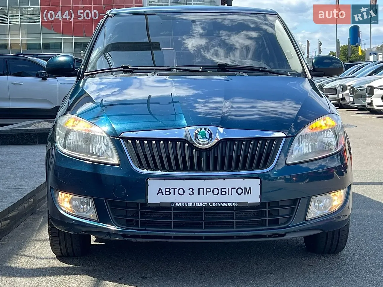 Skoda Fabia 2011 photo 2