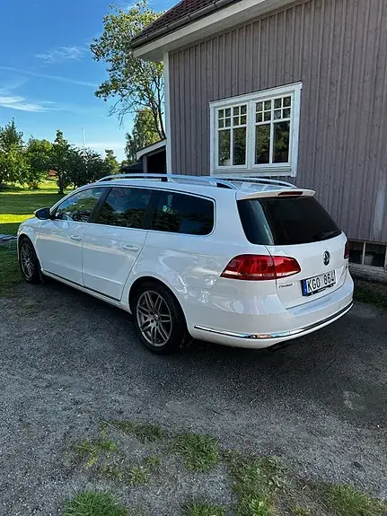 Volkswagen Passat 2013 photo 2
