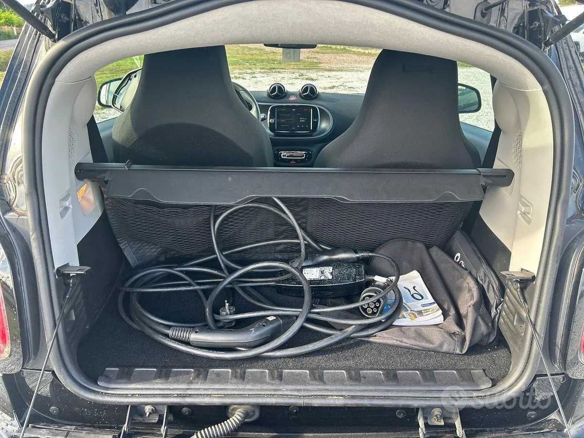 Smart Fortwo 2023 photo 5