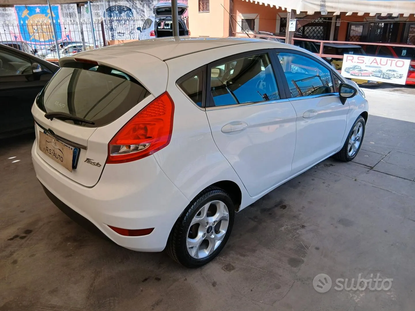 Ford Fiesta 2009 photo 3