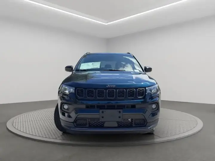 Jeep Compass 2026 photo 2