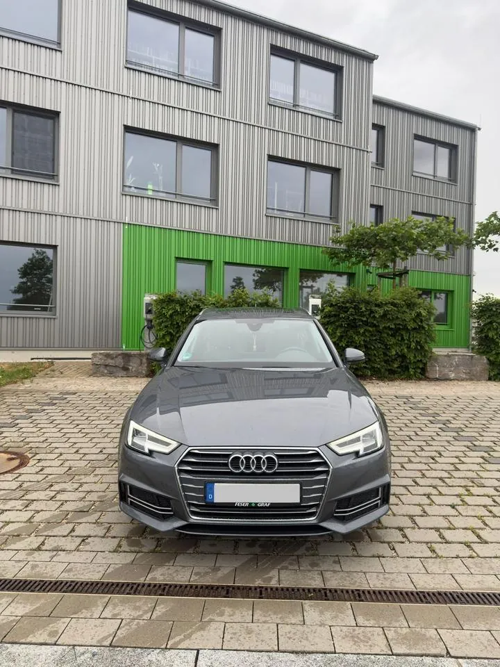 Audi A4 Avant