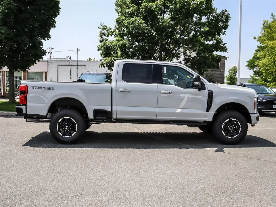 Ford Super Duty F-250 2026 photo 4