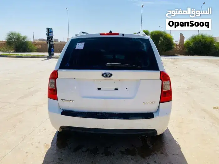 Kia Rondo 2012 photo 3
