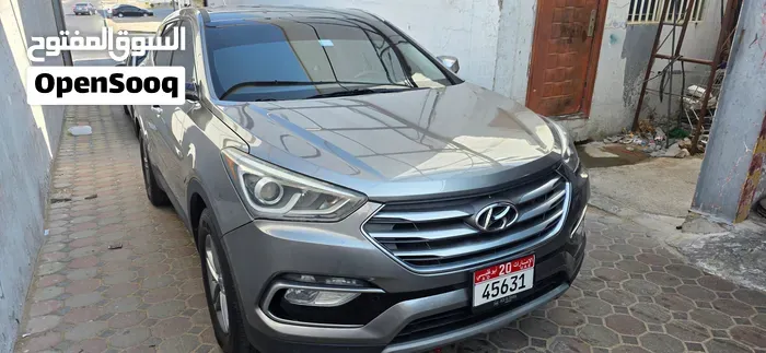Hyundai Santa Fe 2018 photo 2