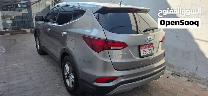 Hyundai Santa Fe 2018 photo 4