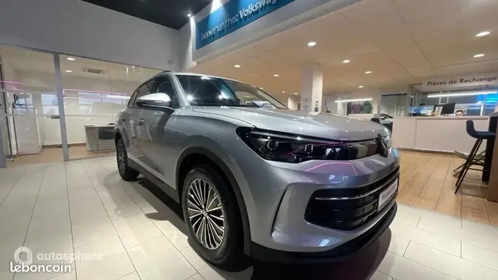 Volkswagen Tiguan 2025 photo 3