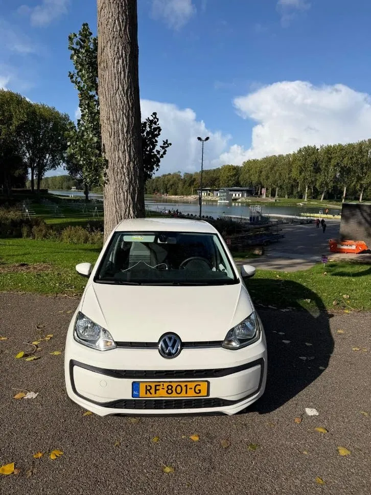 Volkswagen Up