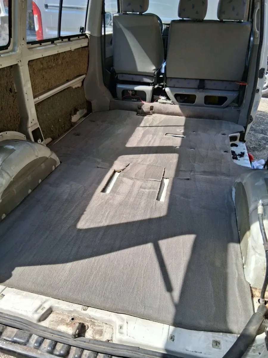 Volkswagen T4 1996 photo 3