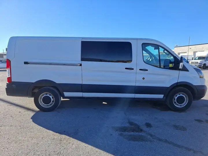 Ford Transit Cargo 2017 photo 4