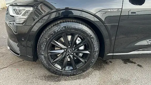 Audi E-Tron 2019 photo 5