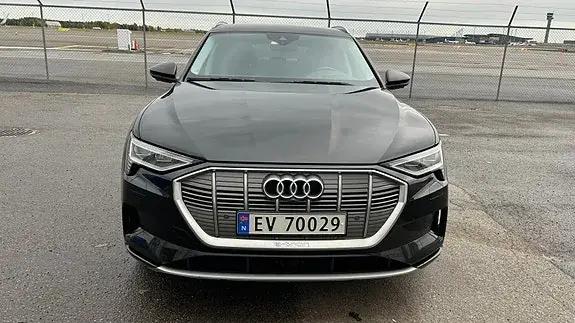 Audi E-Tron 2019 photo 2
