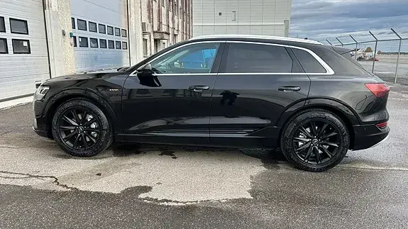 Audi E-Tron 2019 photo 4
