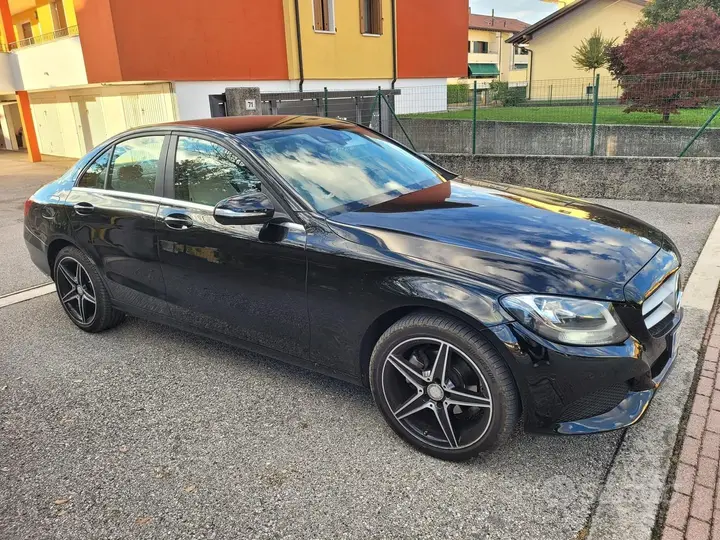 Mercedes-Benz C180 2015 photo 3