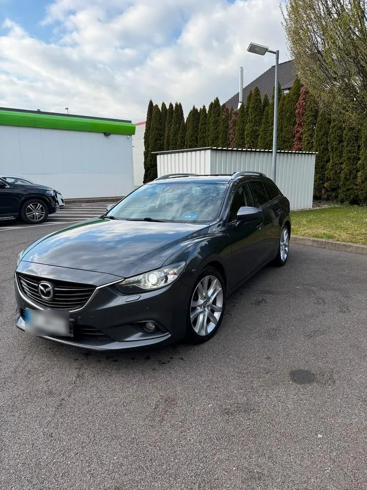 Mazda 6