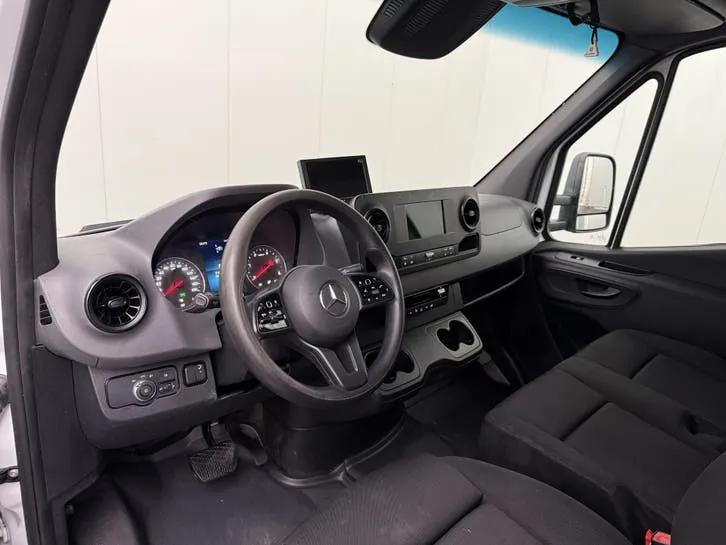 Mercedes-Benz Sprinter 2021 photo 3