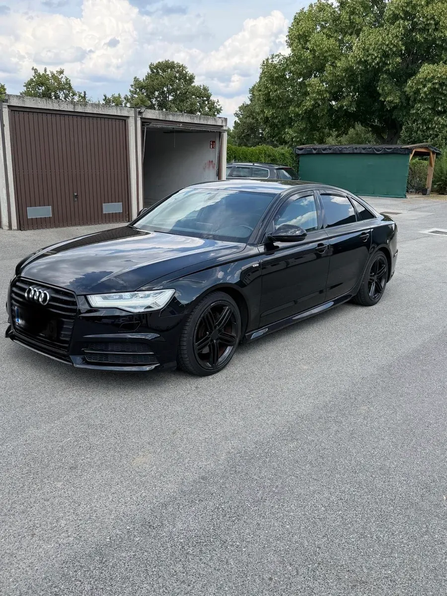 Audi A6 2015 photo 2