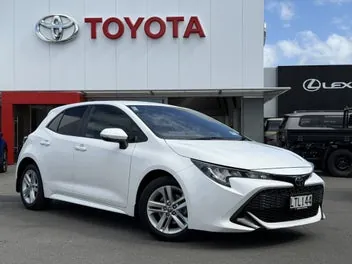 Toyota Corolla 2018 photo 2