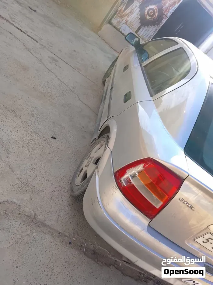 Opel Astra 2004 photo 4