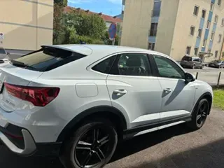 Audi Q3 2022 photo 2