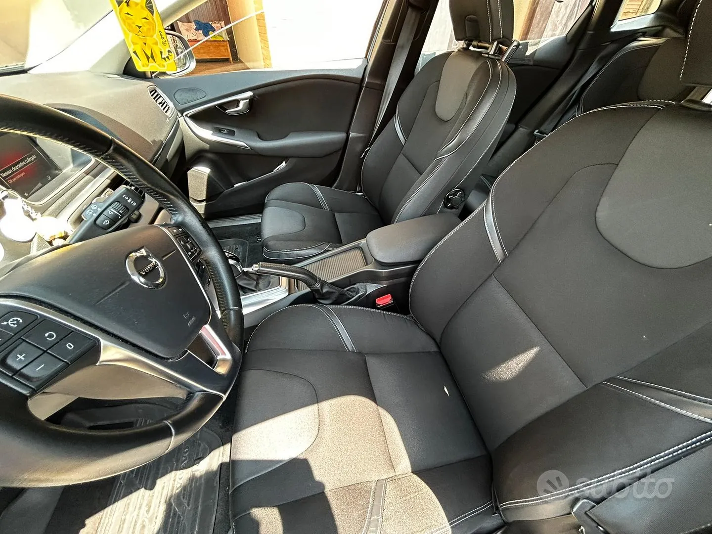 Volvo V40 2017 photo 5