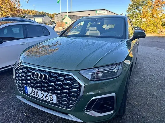 Audi Q5 2024 photo 2
