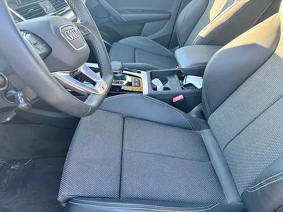 Audi Q5 2024 photo 5
