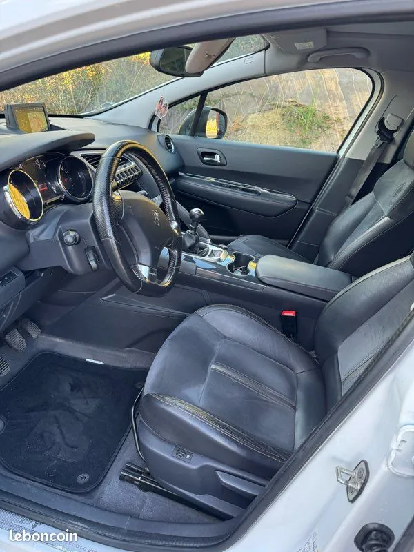 Peugeot 3008 2015 photo 3