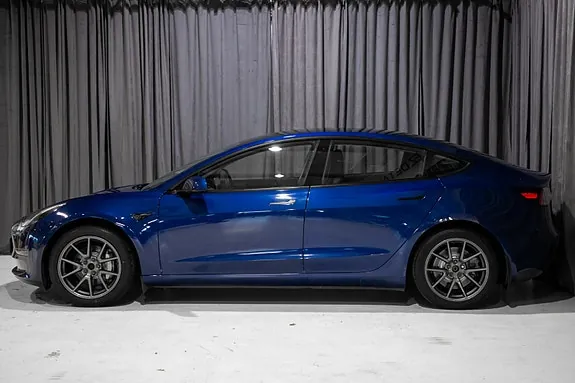 Tesla Model 3 2021 photo 3
