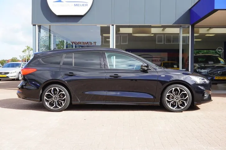 Ford Focus 2019 photo 3