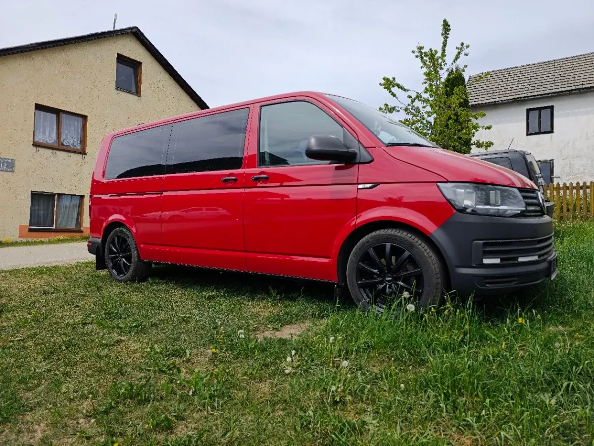 Volkswagen Caravelle