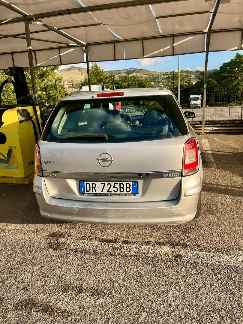 Opel Astra 2008 photo 4