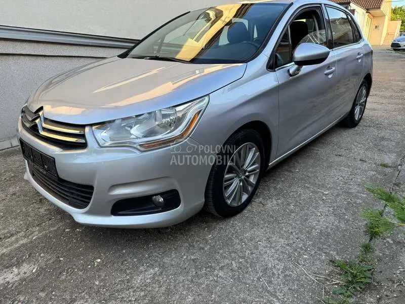 Citroen C4 2012 photo 3