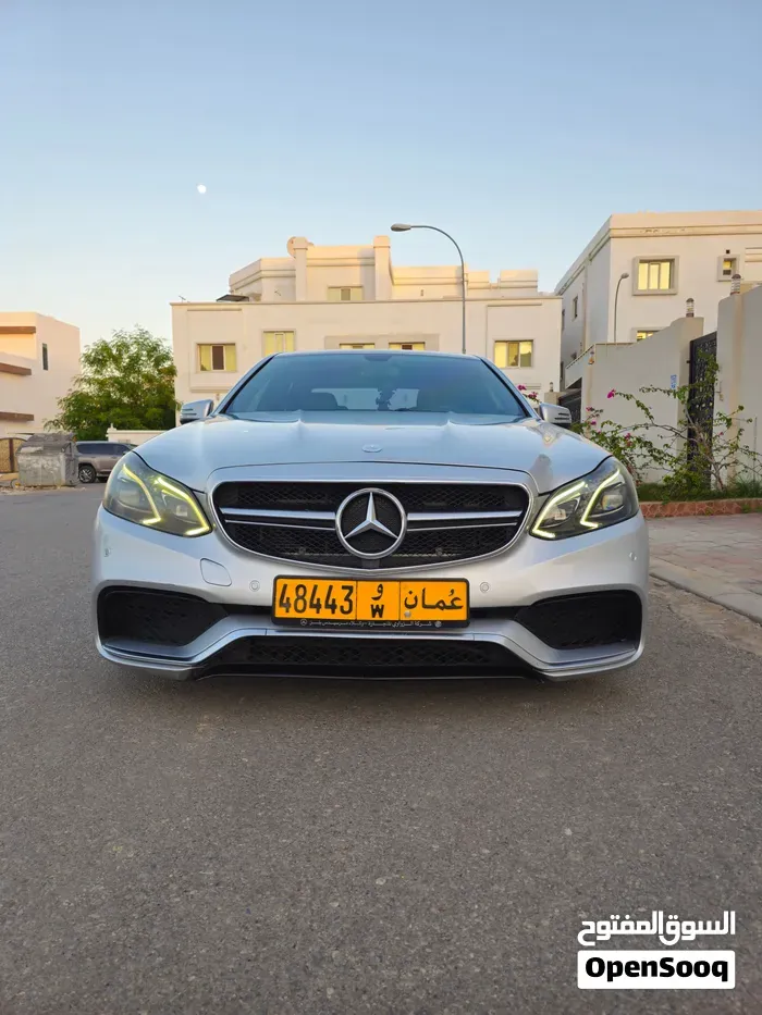 Mercedes-Benz E-Class 2011 photo 4