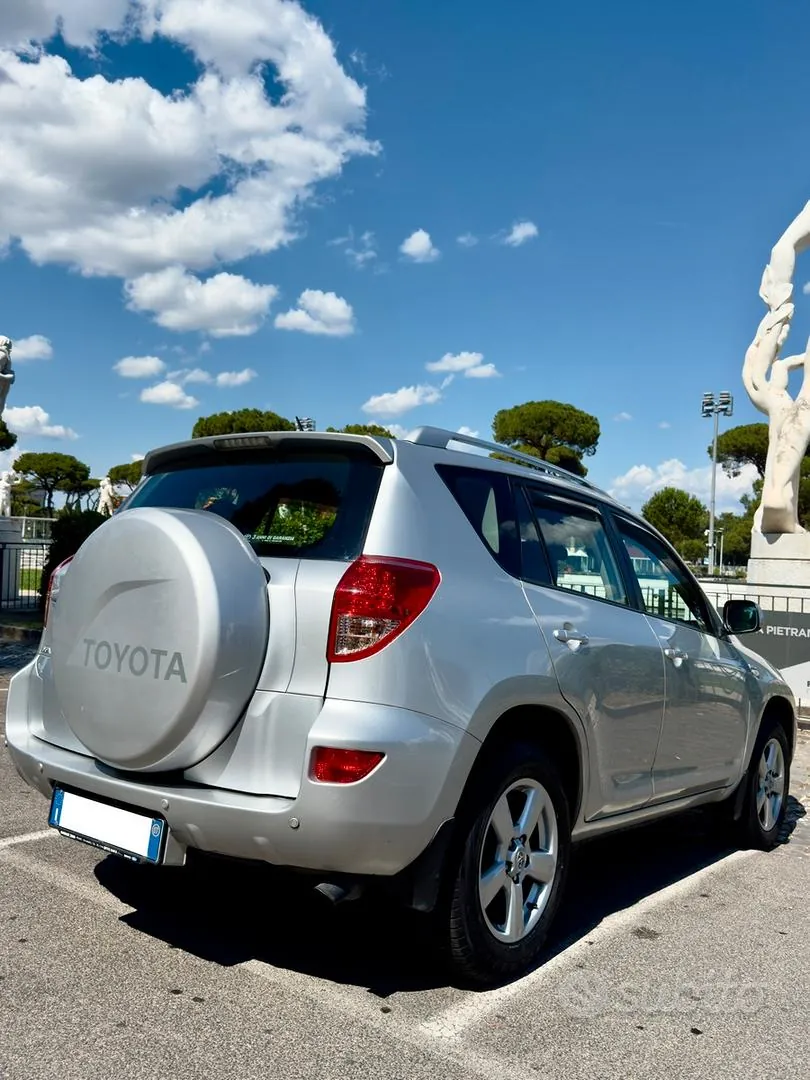 Toyota Rav4 2007 photo 3
