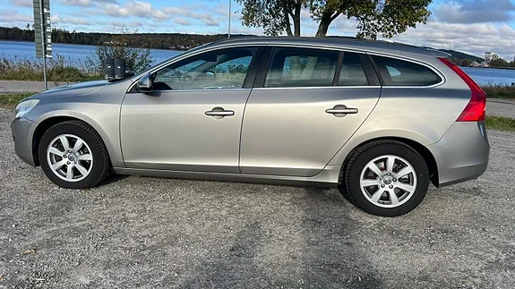 Volvo V60 2013 photo 5