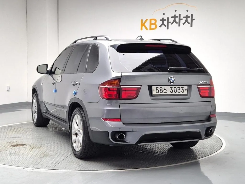 BMW X5 2012 photo 2