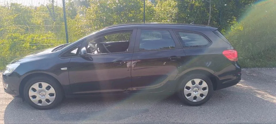 Opel Astra Sports Tourer