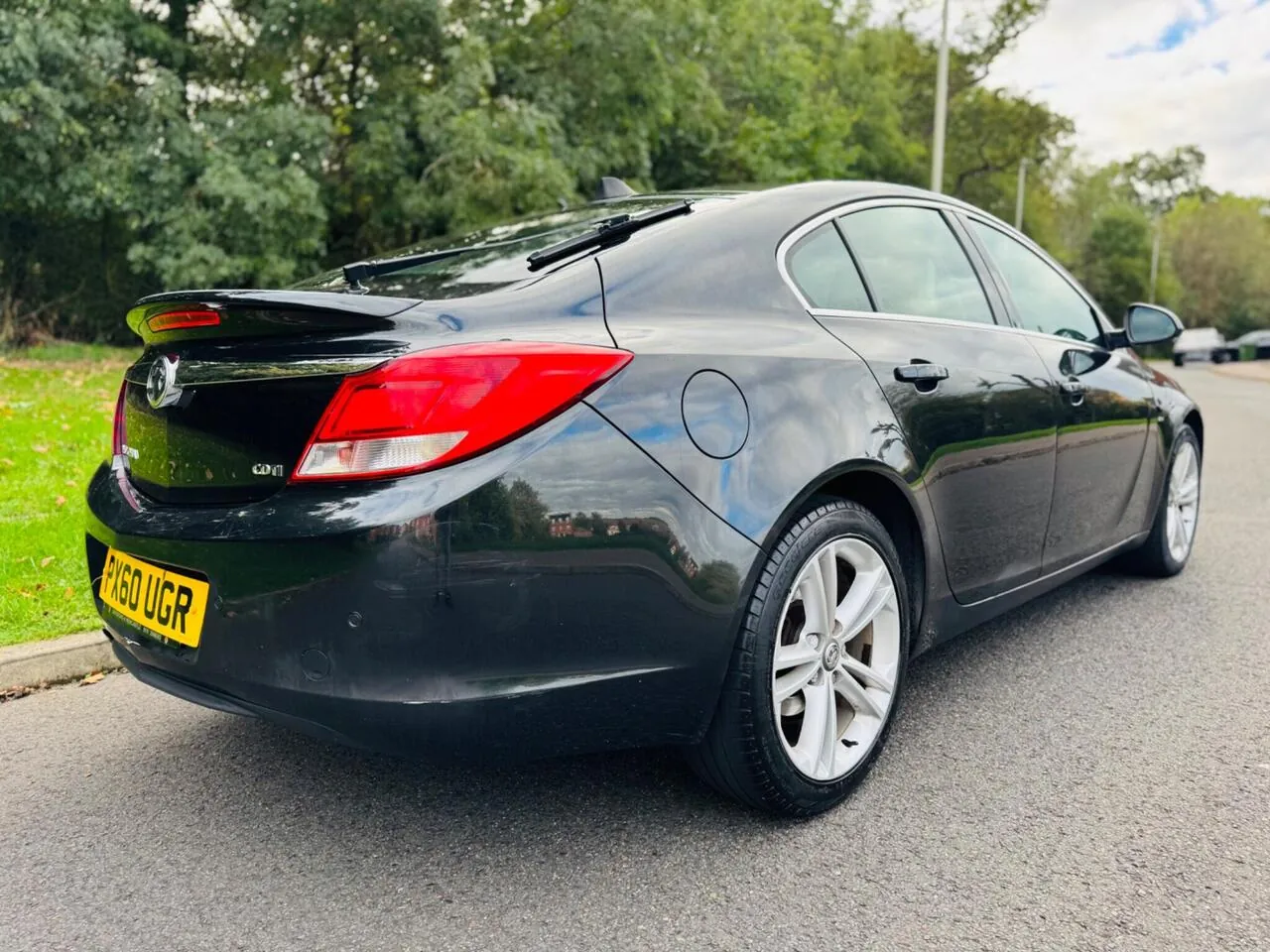 Vauxhall Insignia 2010 photo 3