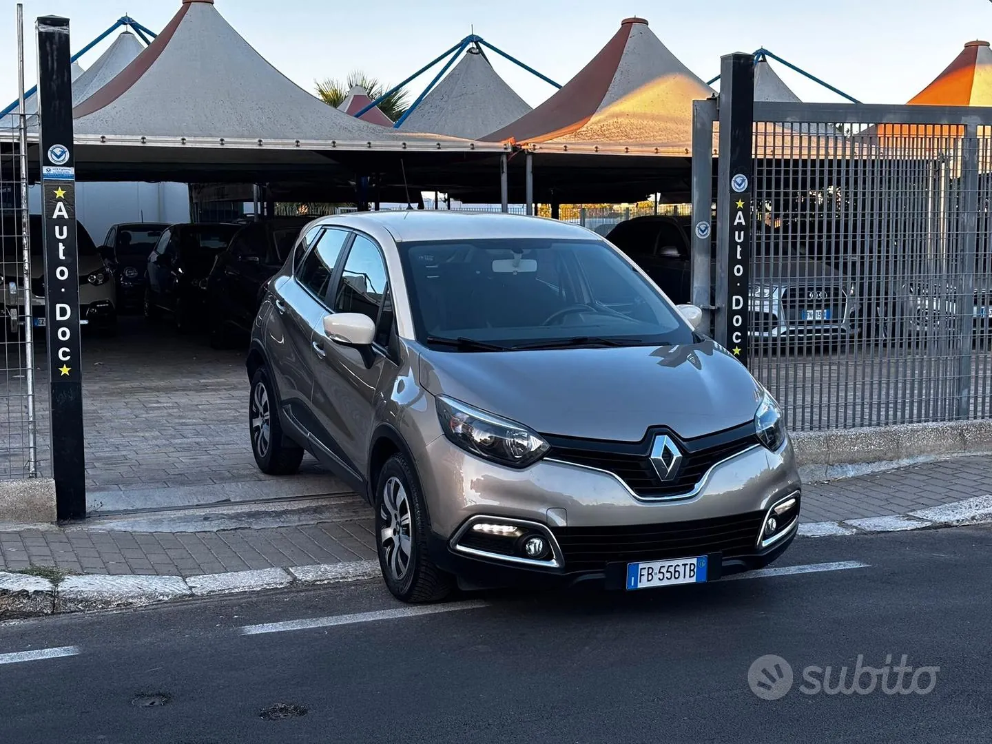 Renault Captur 2015 photo 3