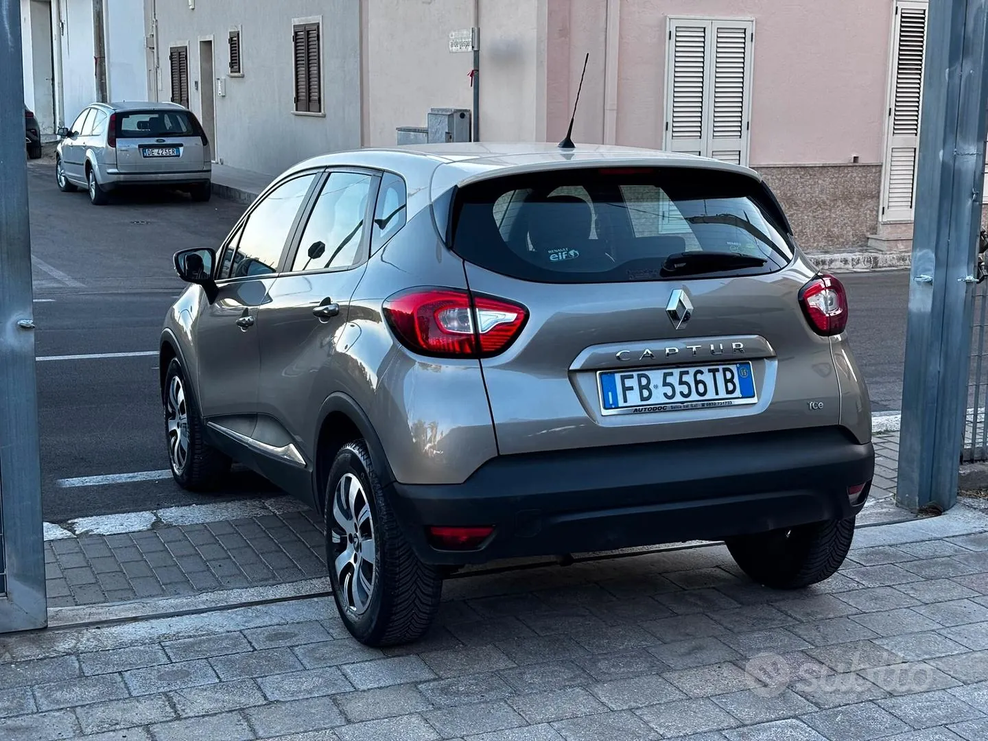 Renault Captur 2015 photo 4